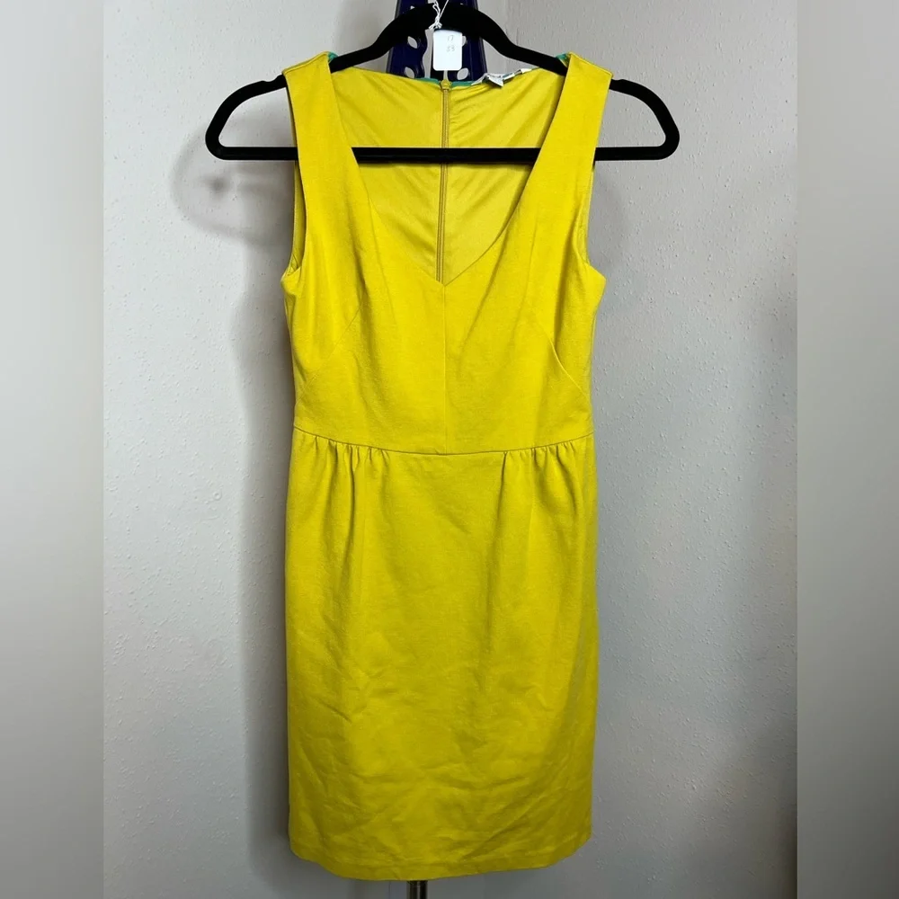 Boden Sarah Ponte knit dress - Picture 3 of 10